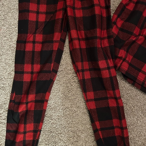 Cuddl Duds Pajama Set - Picture 6 of 10